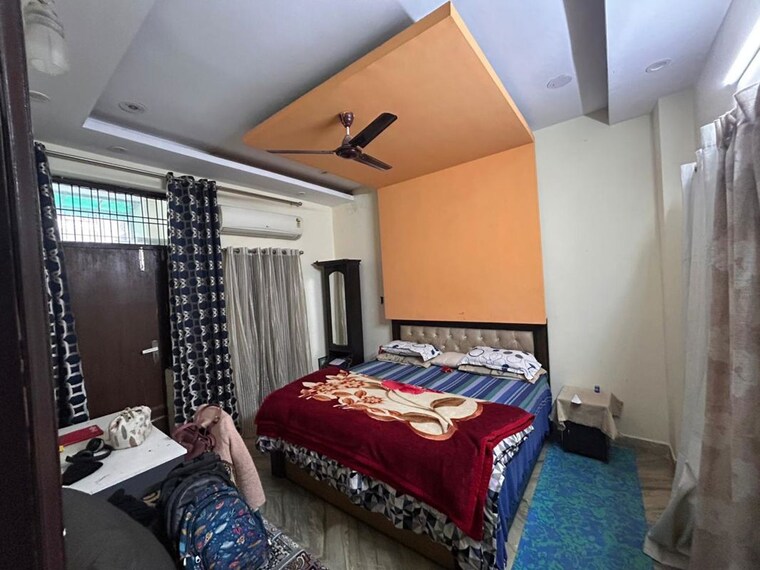 Bedroom, green fields colony 3 Bedroom 1980 Sq.Ft. Builder Floor In Green Fields Colony Faridabad 9971094