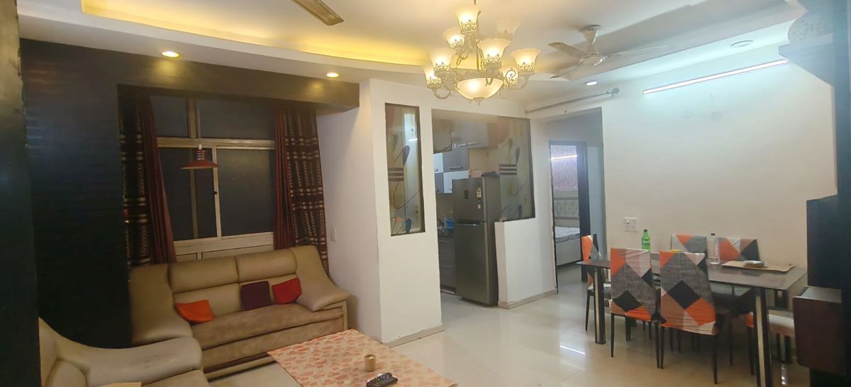 2 BHK Apartment For Rent in Prateek Wisteria