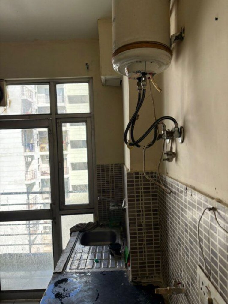 Kitchen, ansal-celebrity-meadows 2 Bedroom 1450 Sq.Ft. Apartment In Sushant Golf City Lucknow 9969796
