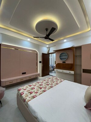 Bedroom in 6+ BHK Villa at Ajmer Road – for Sale