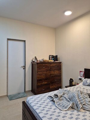 Bedroom in 2 BHK Apartment at Kanakia Silicon Valley, Powai – for Rent