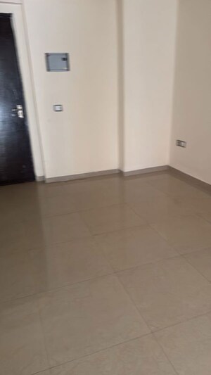 Room in 2 BHK Apartment at ROF Aalayas, Sector 102 – for Rent