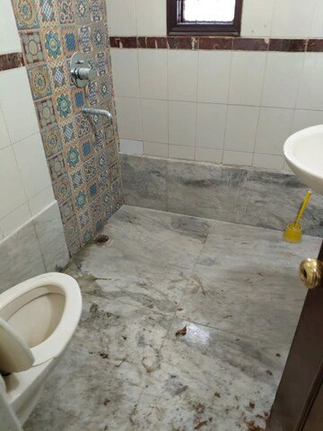 Bathroom in 3 BHK Apartment at Vasant Kunj – for Rent
