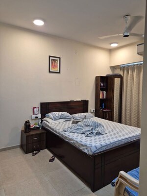 Bedroom in 2 BHK Apartment at Kanakia Silicon Valley, Powai – for Rent