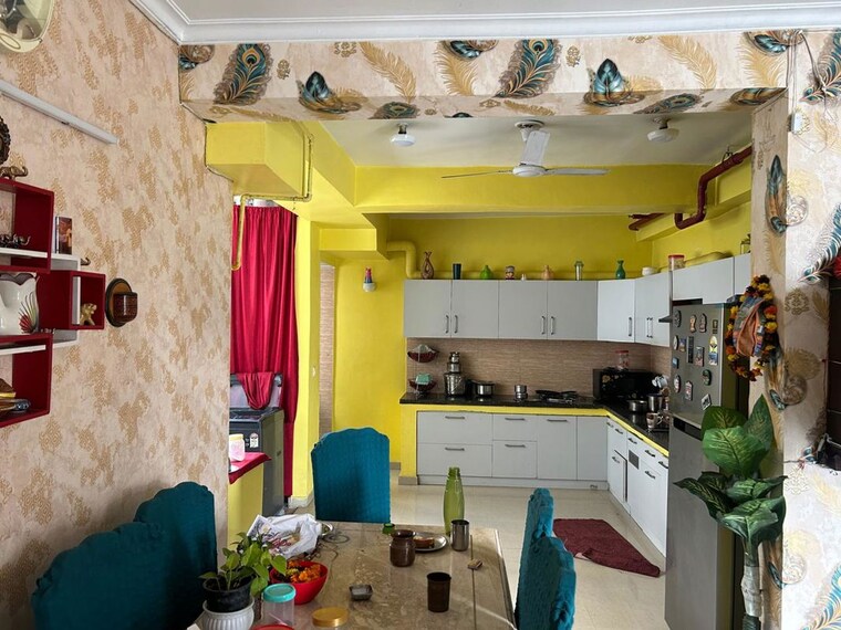 Kitchen, gomti nagar 3 Bedroom 1800 Sq.Ft. Apartment In Gomti Nagar Lucknow 9970405