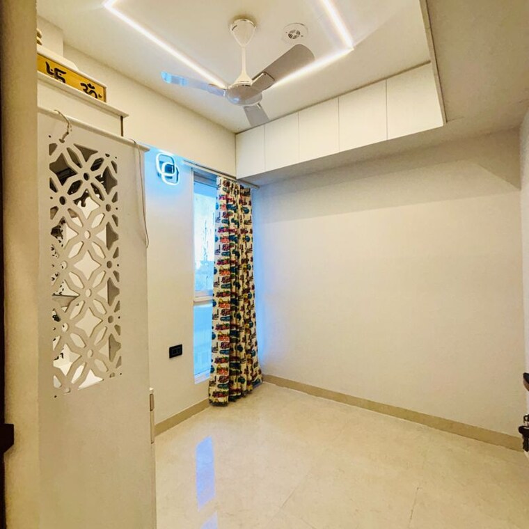 Room, signature-global-prime 2.5 Bedroom 816 Sq.Ft. Apartment In Sector 63a Gurgaon 9971188