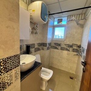 Team Area in 2.5 BHK Apartment at Signature Global Prime, Sector 63a – for Rent