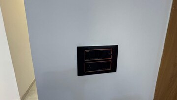 Furnished Amenities in 4 BHK Apartment at VVIP Addresses, Raj Nagar Extension – for Rent