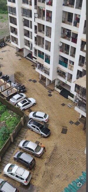 Team Area in 2 BHK Apartment at Squarefeet Imperial Square, Ghodbunder Road – for Sale