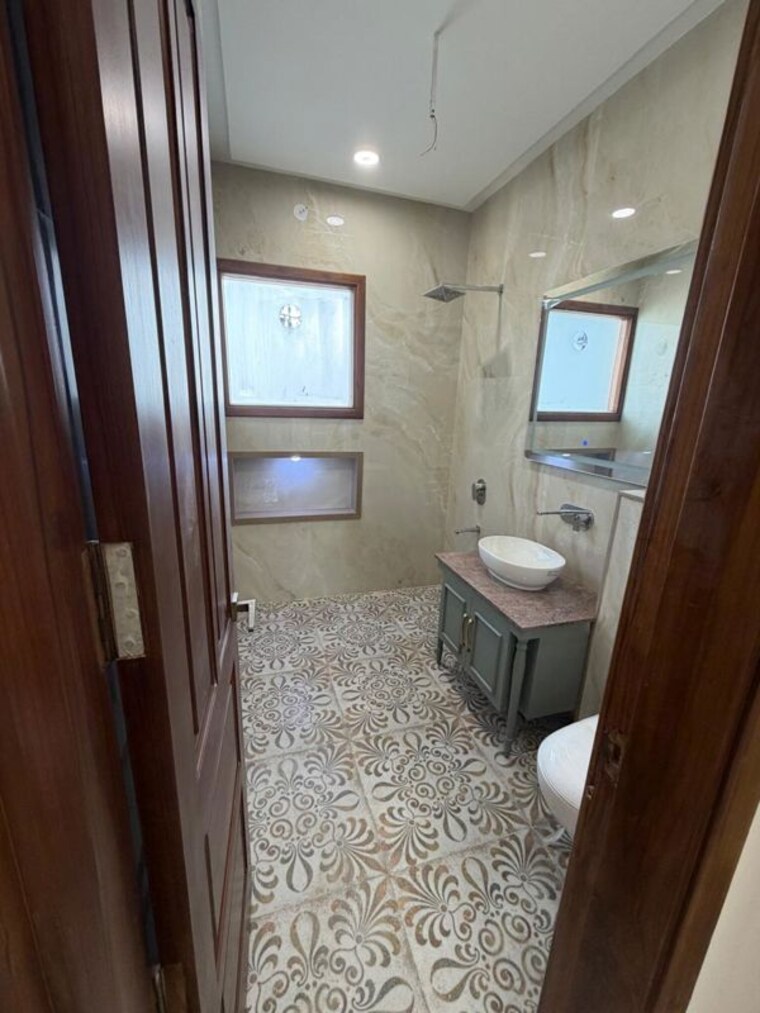 Bathroom, sector 91 6 Bedroom 250 Sq.Yd. Independent House In Sector 91 Mohali 9971223