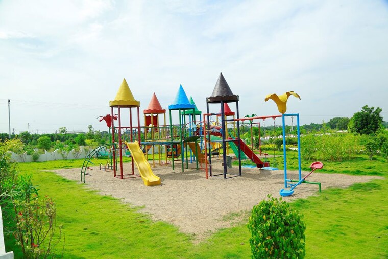 Garden, jsr-suncity-opal  152 Sq.Yd. Plot In Kolanpaka Alair 9971238