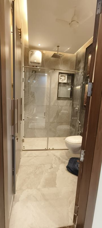 Bathroom in 6 BHK Villa at Jaipur Ajmer Express Highway – for Sale