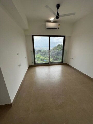 Room in 2 BHK Apartment at Kanakia Silicon Valley, Powai – for Sale