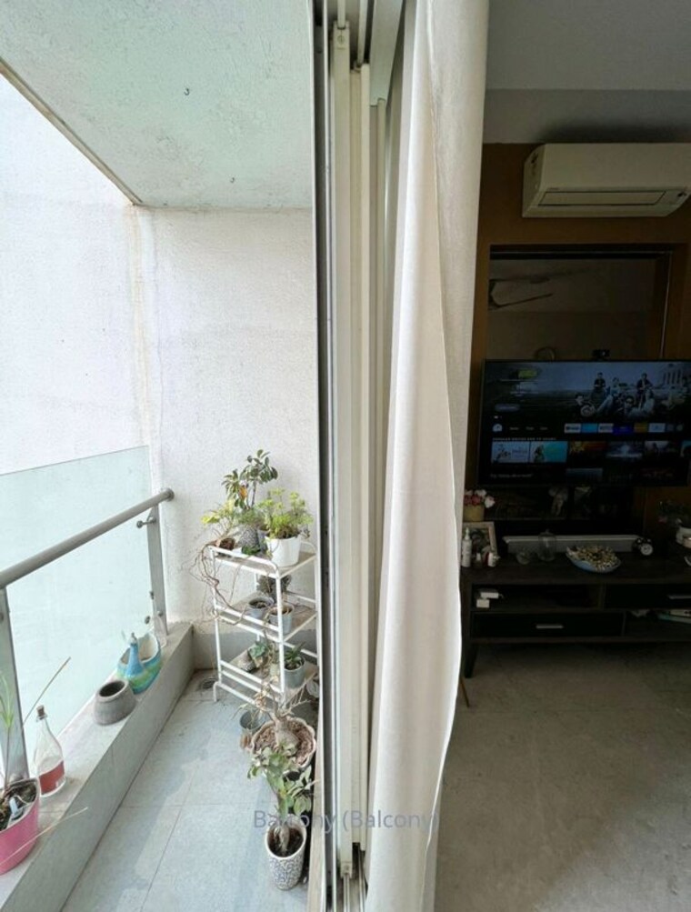 Balcony, lodha-fiorenza 2 Bedroom 803 Sq.Ft. Apartment In Goregaon East Mumbai 9971272