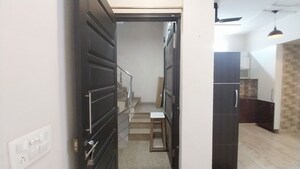Building Lobby in 3 BHK Builder Floor at Sector 46 – for Rent
