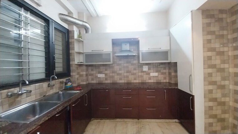 Kitchen, sector 46 3 Bedroom 1450 Sq.Ft. Builder Floor In Sector 46 Gurgaon 9971295