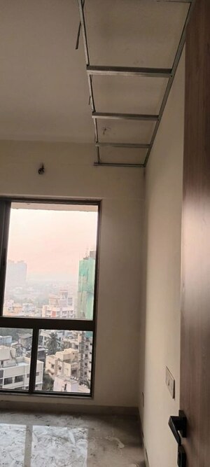 Room in 2 BHK Apartment at Mangal Karini, Goregaon West – for Rent