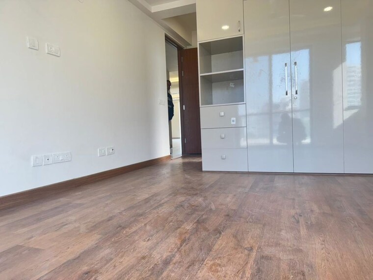 Room, ansal-api-esencia 3.5 Bedroom 300 Sq.Yd. Builder Floor In Sector 67 Gurgaon 9971312