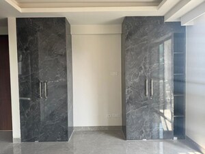 Room in 3.5 BHK Builder Floor at Ansal API Esencia, Sector 67 – for Rent