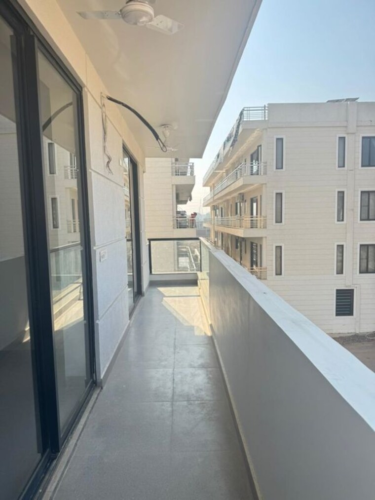 Balcony, ansal-api-esencia 3.5 Bedroom 300 Sq.Yd. Builder Floor In Sector 67 Gurgaon 9971312