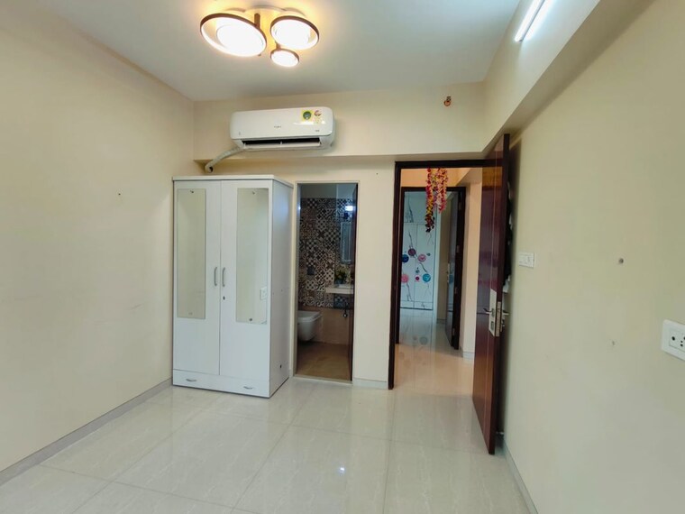 Room, gurukrupa-marina-enclave 2 Bedroom 650 Sq.Ft. Apartment In Malad West Mumbai 9971320