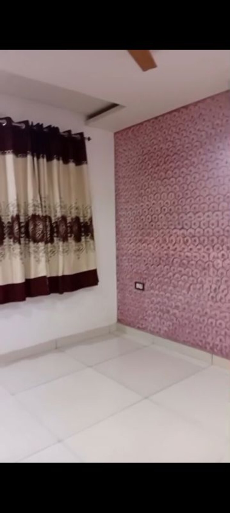 Bathroom, dwarka mor 3 Bedroom 80 Sq.Mt. Builder Floor In Dwarka Mor Delhi 9971322