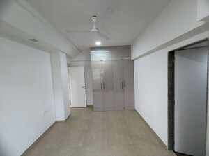 Room in 3 BHK Apartment at Kanakia Silicon Valley, Powai – for Sale