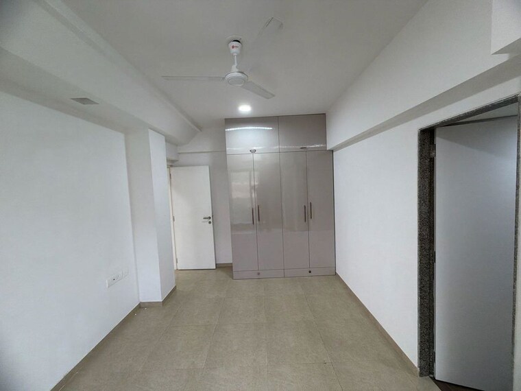 Room, kanakia-silicon-valley 3 Bedroom 985 Sq.Ft. Apartment In Powai Mumbai 9971313