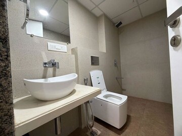 Bathroom in 3 BHK Apartment at Kanakia Silicon Valley, Powai – for Sale