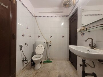 Bathroom in 3 BHK Builder Floor at Panchsheel Enclave – for Rent