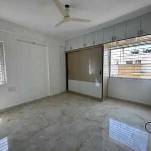 Room in 3 BHK Builder Floor at Kr Puram – for Rent