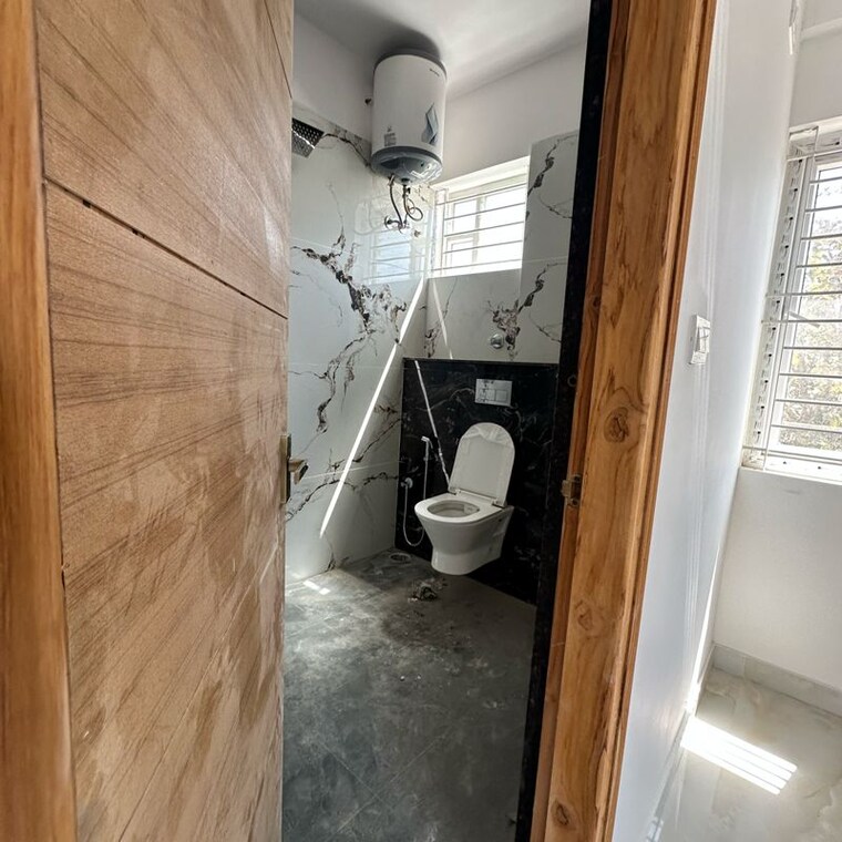 Bathroom, kr puram 3 Bedroom 1700 Sq.Ft. Builder Floor In Kr Puram Bangalore 9971333