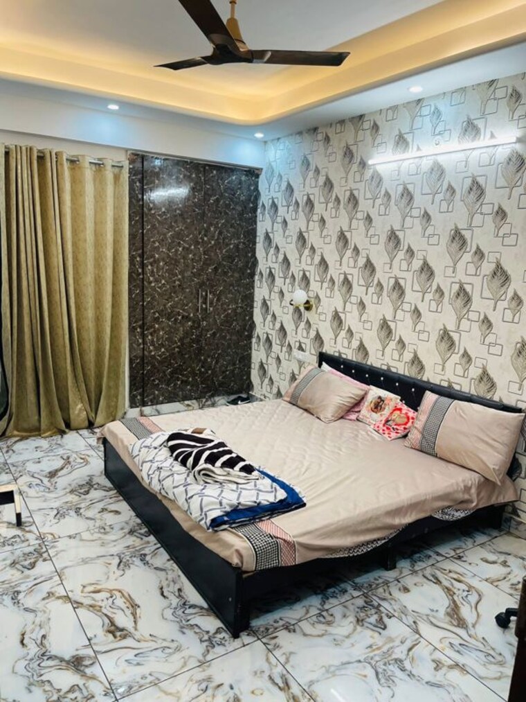 Bedroom, rise-organic-homes 3 Bedroom 1750 Sq.Ft. Apartment In Mahurali Ghaziabad 9971334