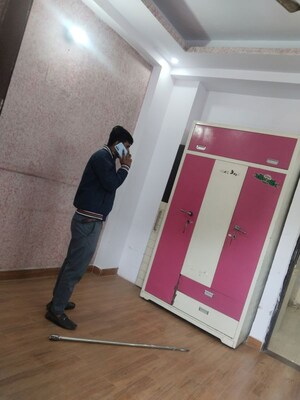 Furnished Amenities in 2 BHK Builder Floor at Niti Khand I – for Rent