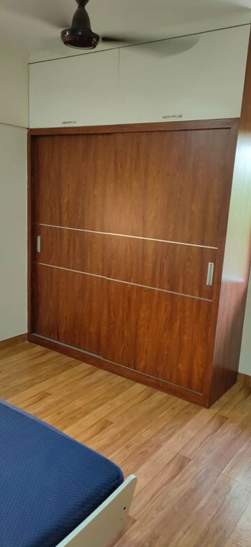 Furnished Amenities in 1 BHK Apartment at Vijay Park, Kasarvadavali – for Rent