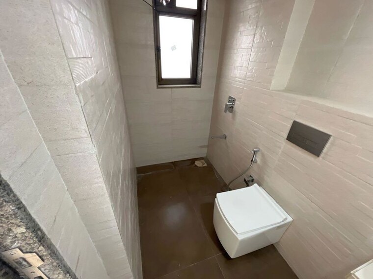 Bathroom, kanakiya-mmrda 3 Bedroom 985 Sq.Ft. Apartment In Andheri East Mumbai 9971329