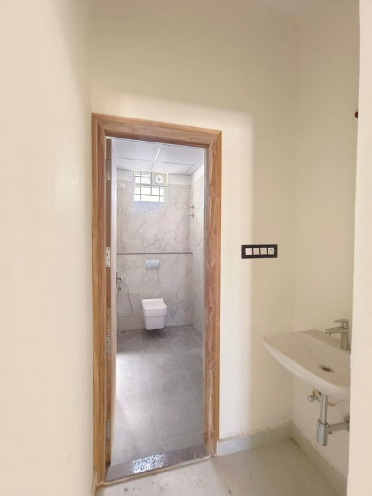 undefined, hsr layout sector 2 2 Bedroom 1350 Sq.Ft. Apartment In Hsr Layout Sector 2 Bangalore 9971359