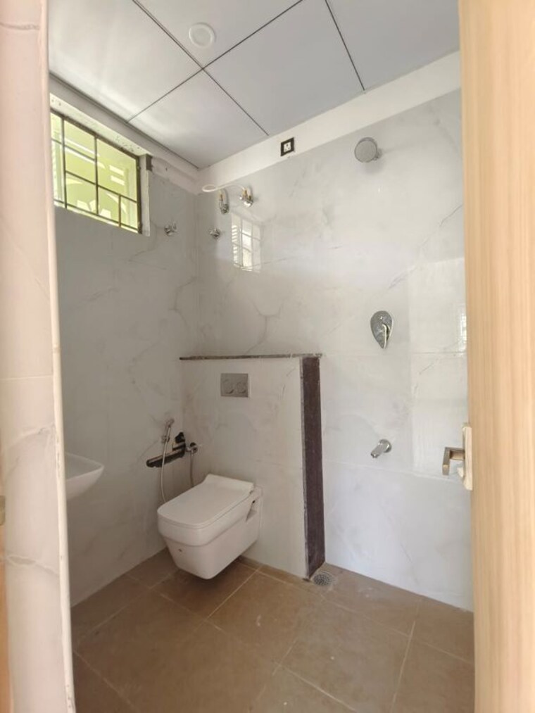 Bathroom, hsr layout sector 2 2 Bedroom 1350 Sq.Ft. Apartment In Hsr Layout Sector 2 Bangalore 9971359