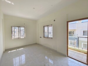 Room in 2 BHK Apartment at Hsr Layout Sector 2 – for Rent