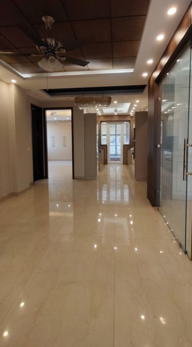 undefined, ss-mayfield-gardens 3 Bedroom 240 Sq.Yd. Builder Floor In Sector 51 Gurgaon 9971373