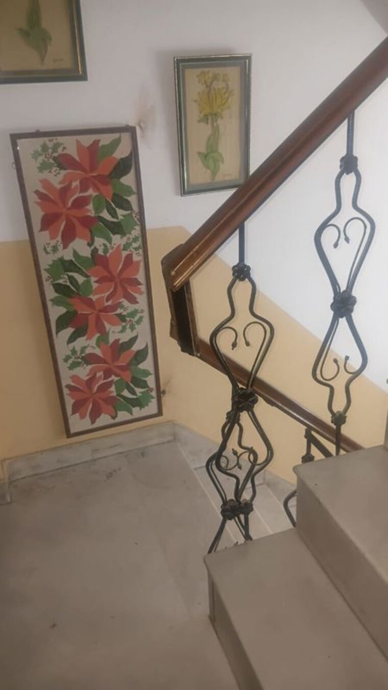 Map Location, kailash colony 3 Bedroom 1500 Sq.Ft. Builder Floor In Kailash Colony Delhi 9971381