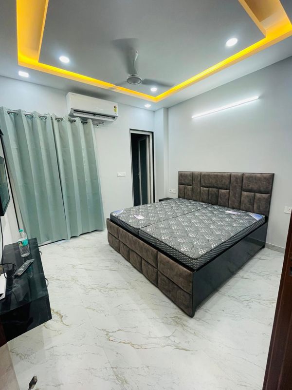2 BHK + Pooja Room Builder Floor For Rent in Sector 57