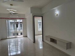 3 BHK + Extra Room Apartment For Rent in Smart World Orchard