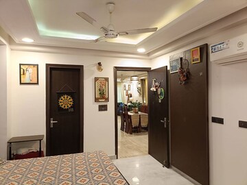 Building Lobby in 3 BHK Builder Floor at Ansal API Esencia, Sector 67 – for Rent