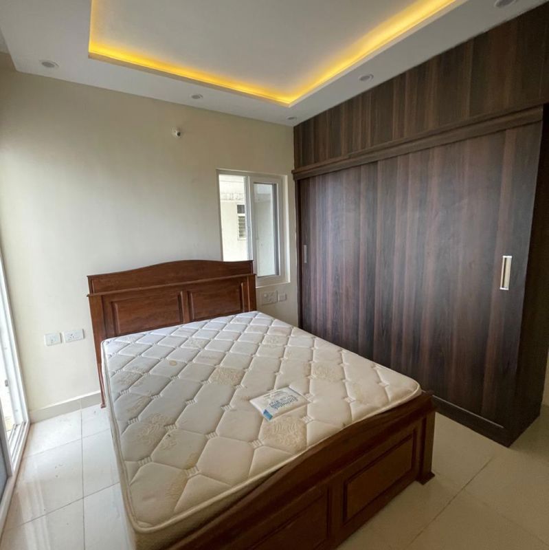 2 BHK + Extra Room Apartment For Sale in Shriram Luxor