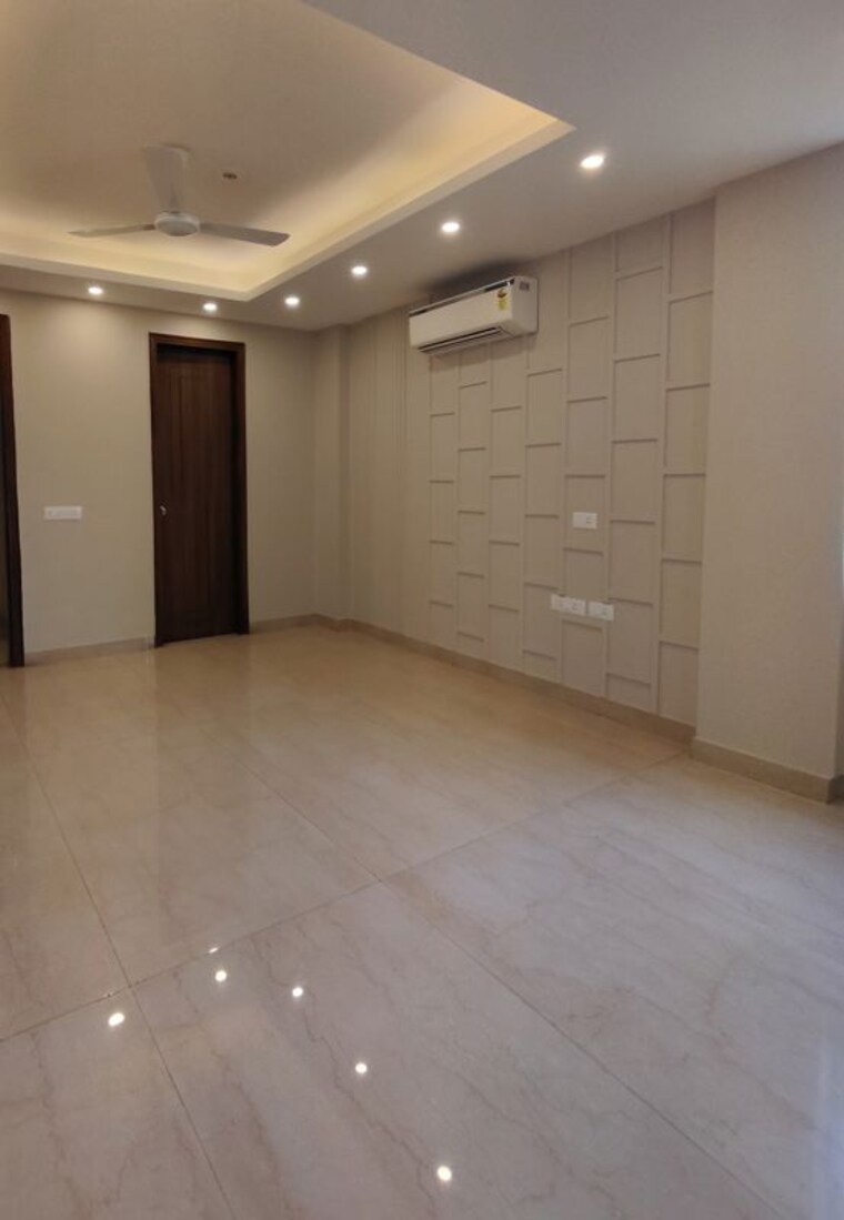 Room, ss-mayfield-gardens 3 Bedroom 2160 Sq.Ft. Builder Floor In Sector 51 Gurgaon 9971405