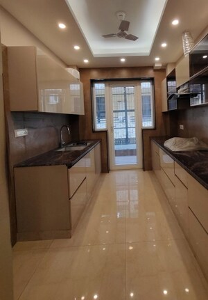 Kitchen in 3 BHK Builder Floor at SS Mayfield Gardens, Sector 51 – for Sale