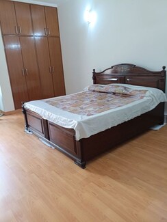 4 BHK + Pooja Room,Servant Room,Study Room,Extra Room Independent House For Sale in Maharani Bagh