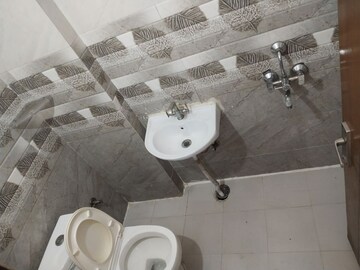 Bathroom in 2 BHK Builder Floor at Gyan Khand ii – for Rent