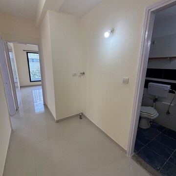 Room in 3 BHK Apartment at Chheda Heights, Sadan Wadi – for Rent